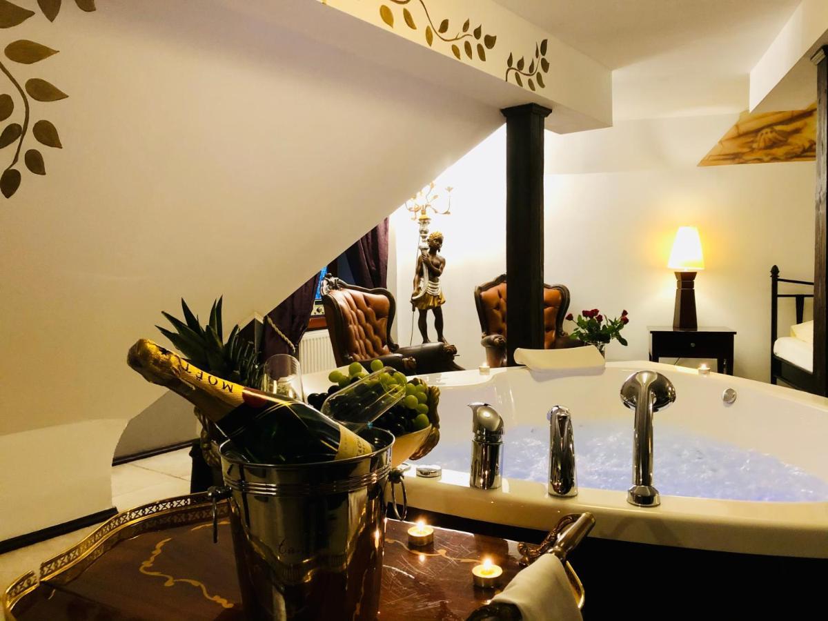 Restauracja - Hotel Mocca D'Oro ميكولو المظهر الخارجي الصورة