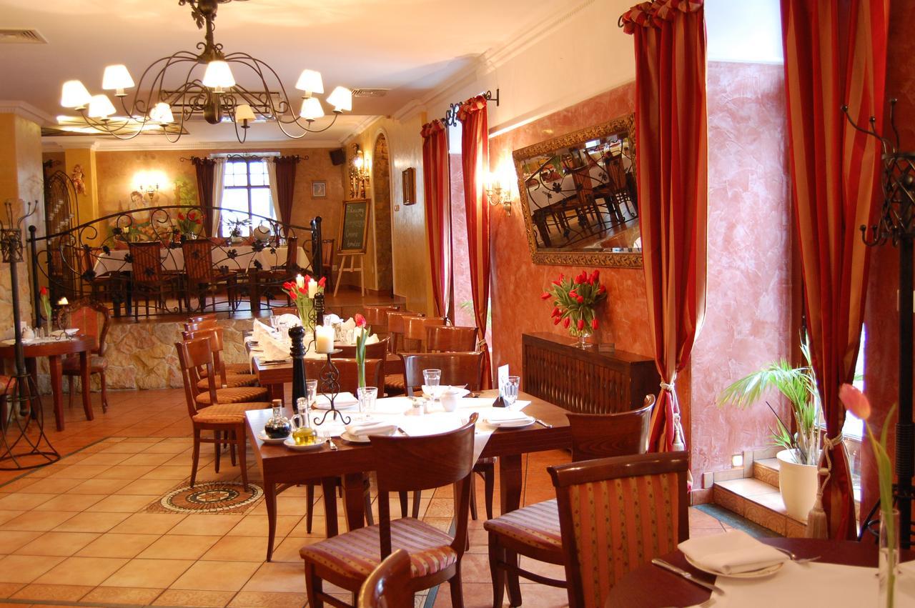 Restauracja - Hotel Mocca D'Oro ميكولو المظهر الخارجي الصورة